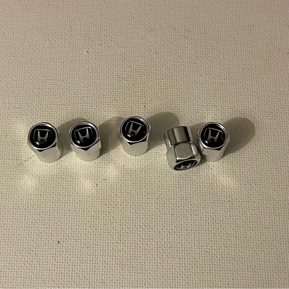 Honda Logo valve Stem caps in Silver set of 5 NWT - Picture 2 of 4